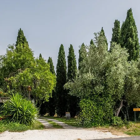 Фермерский дом La Pieve - Margherite Pereta